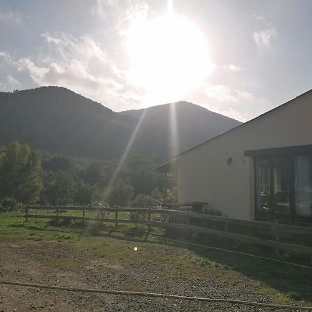 Bright Loft With Mountain And Nature View Sougraigne Luaran gambar