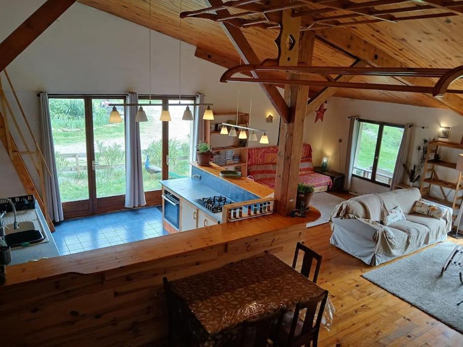 Bright Loft With Mountain And Nature View Sougraigne Luaran gambar