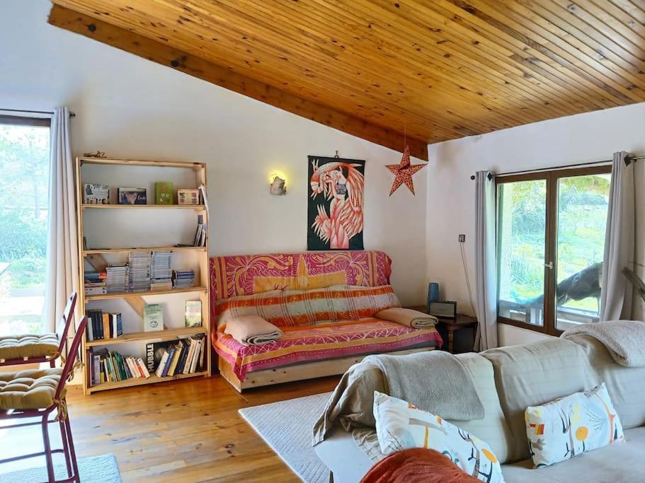 Bright Loft With Mountain And Nature View Sougraigne Luaran gambar