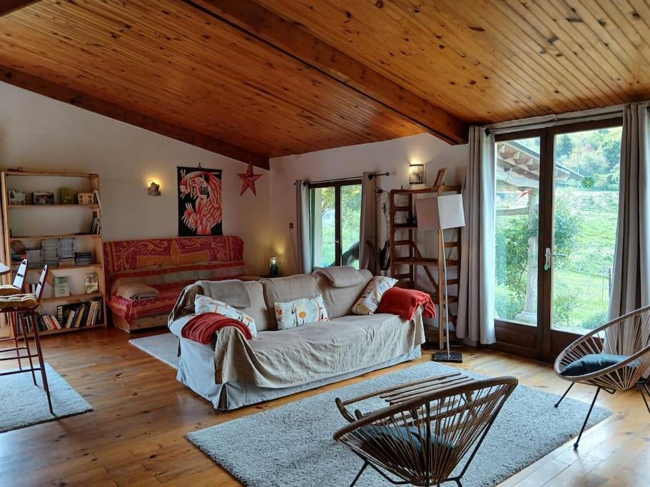Bright Loft With Mountain And Nature View Sougraigne Luaran gambar